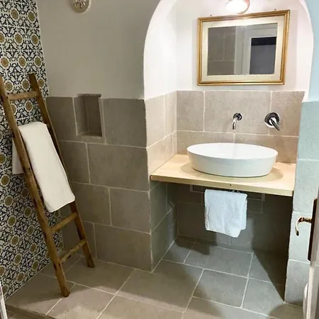 “ Kalliste “ Puteca Nel Salento * אליסטה